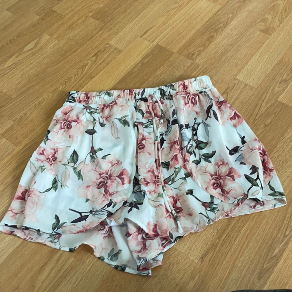 Floral print skirt- dressy shorts